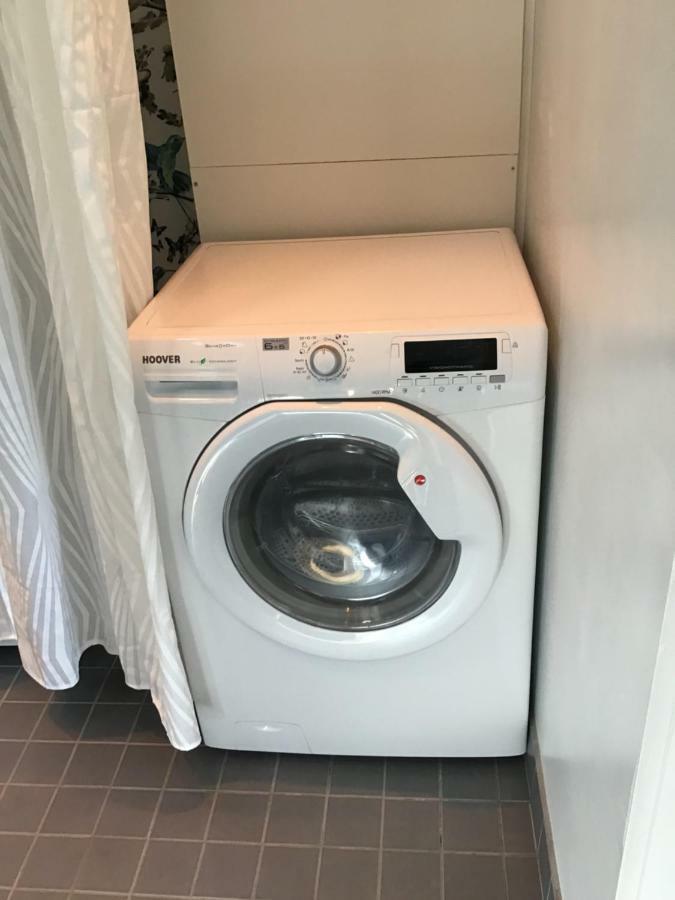 Lagenhet I Villa Pa Fornudden Tyreso Extérieur photo